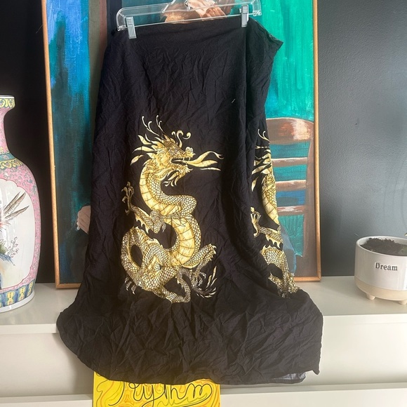 Y2K Black Wrap Around Skirt with Gold Dragon Motif One Size - Picture 1 of 12